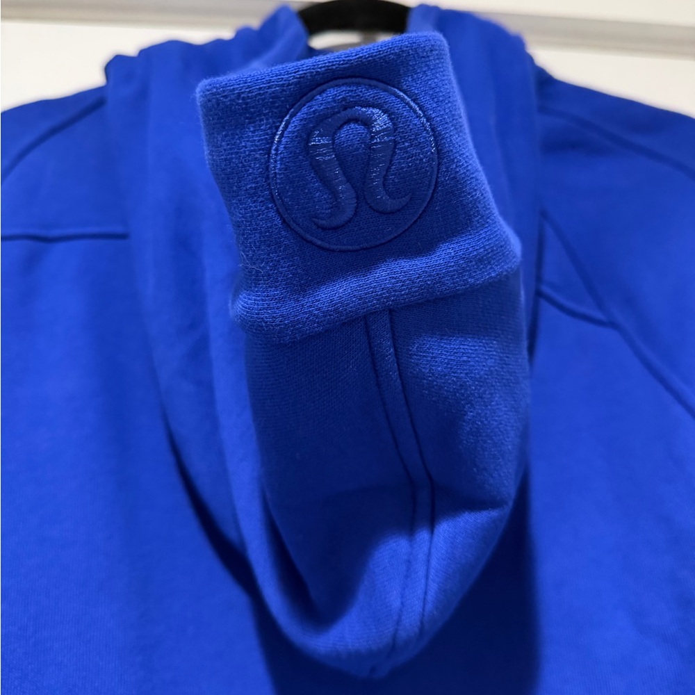 Auth. ✅ NWOT Lululemon Full Zip Scuba in “Riverside/Mirror Silver” Size M/L💙 - Picture 9 of 10